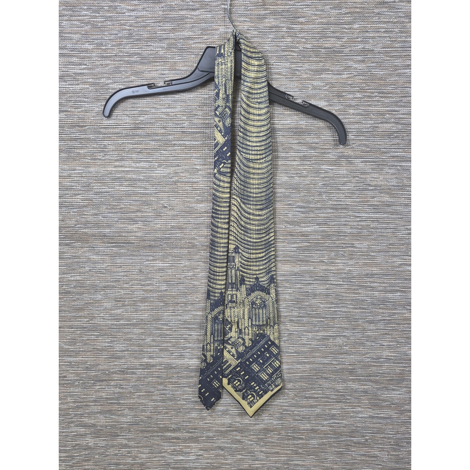 Resilio Tie Mens Yellow Blue Geometric Cityscape Classic Necktie One Size